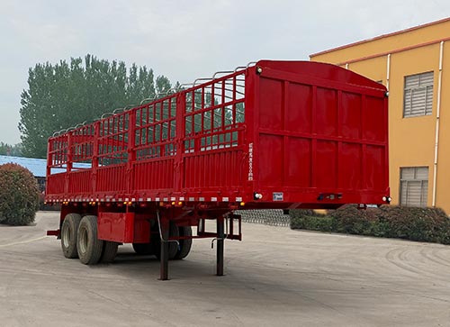 倉柵式運輸半掛車
